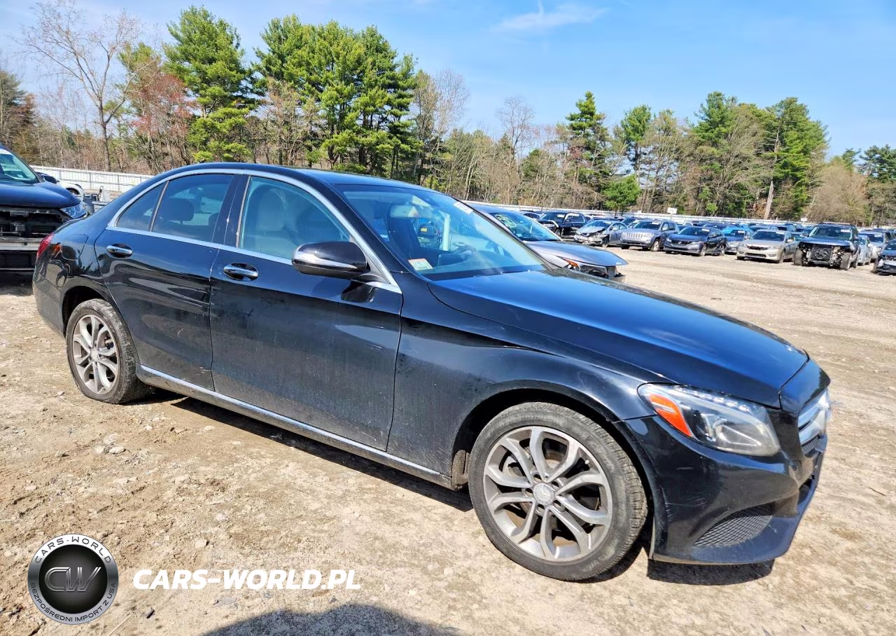 2016 Mercedes-Benz C 300 4Matic VIN:55SWF4KB6GU111046 - 4