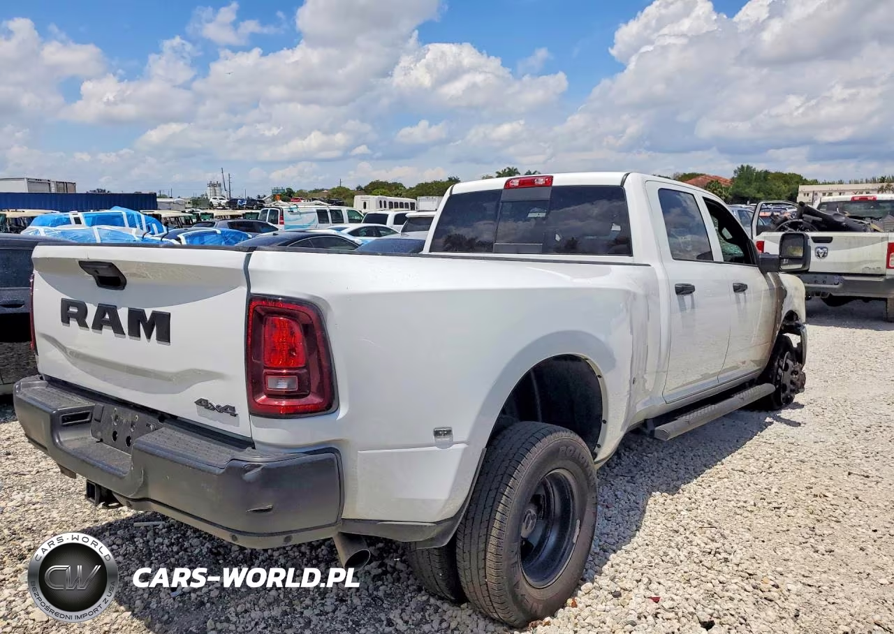 2026 Ram 3500 Tradesman VIN:3C63RRGL3TG251058 - 3