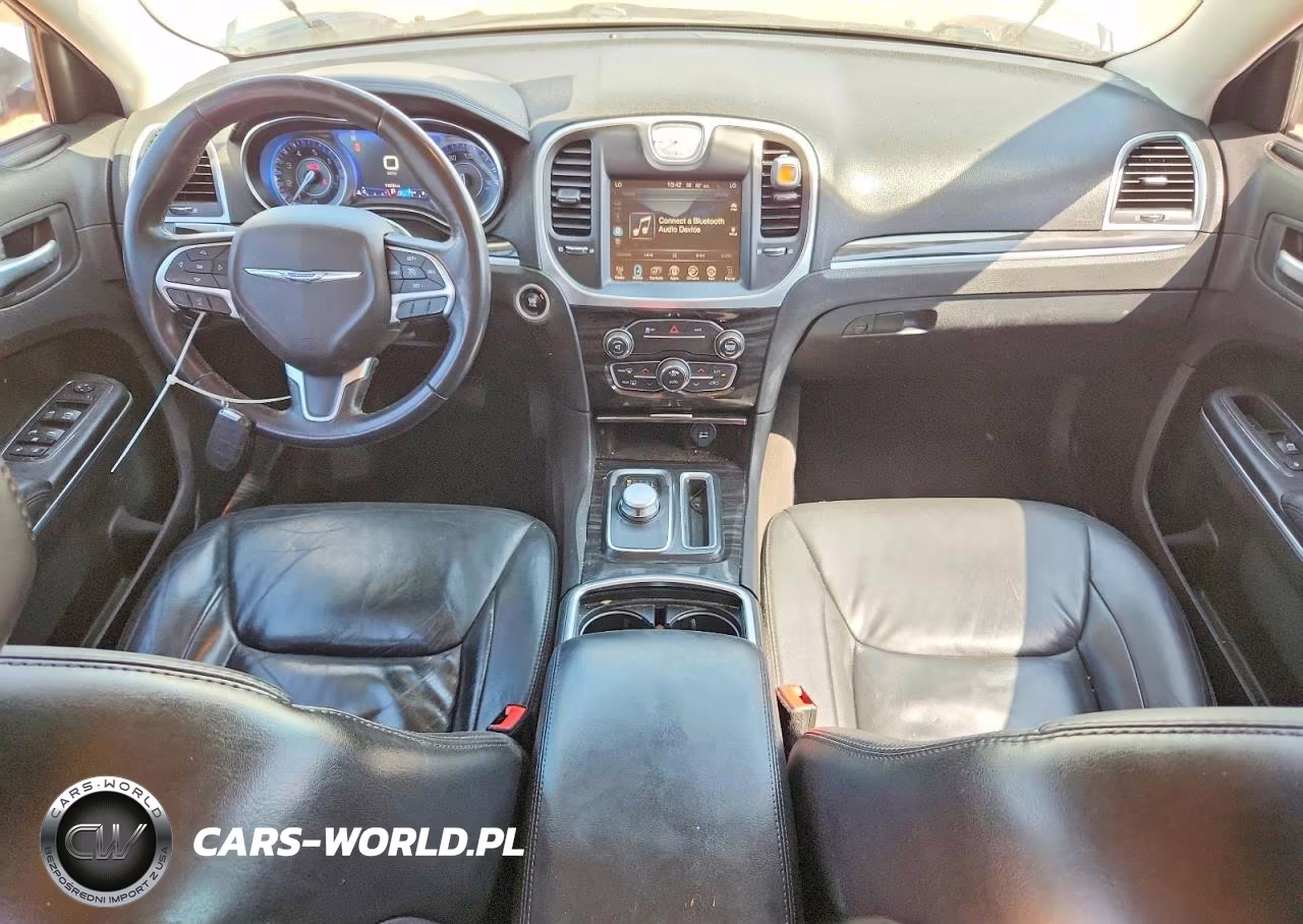 2015 Chrysler 300 Limited VIN:2C3CCAAG6FH905308 - 8