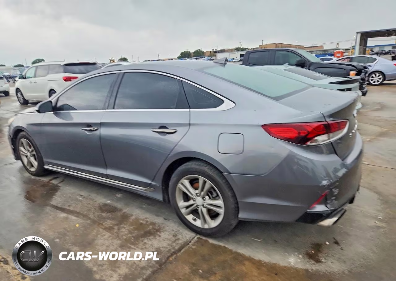 2018 Hyundai Sonata Sport VIN:5NPE34AF3JH709789 - 2