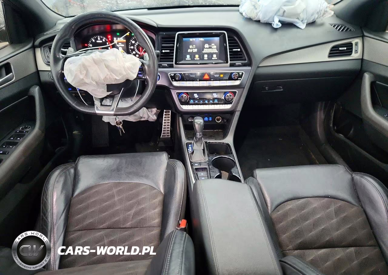 2018 Hyundai Sonata Sport VIN:5NPE34AF3JH709789 - 8
