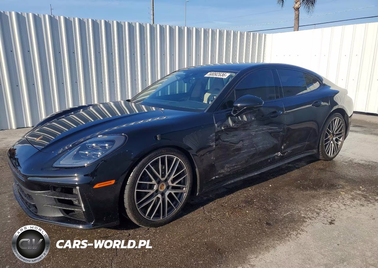 2025 Porsche Panamera Base