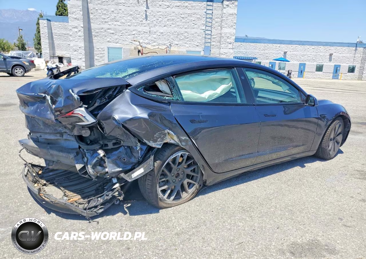 2024 Tesla Model 3 VIN:5YJ3E1EA7RF726961 - 3