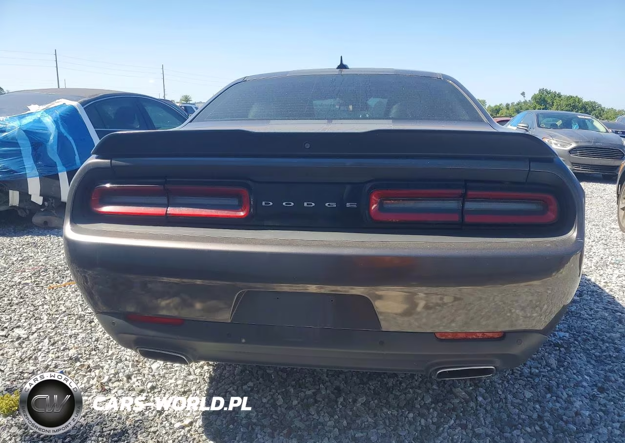 2017 Dodge Challenger Sxt VIN:2C3CDZAG5HH578544 - 6
