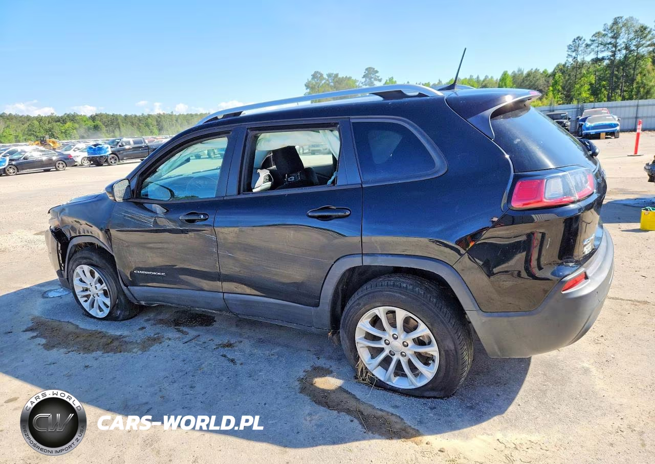 2020 Jeep Cherokee Latitude VIN:1C4PJMCBXLD555535 - 2