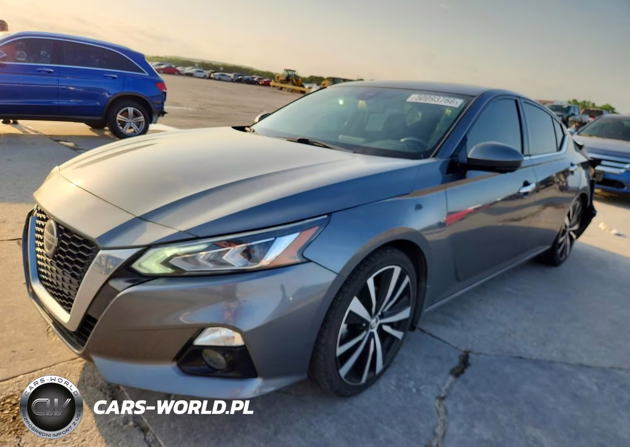 2020 Nissan Altima Platinum