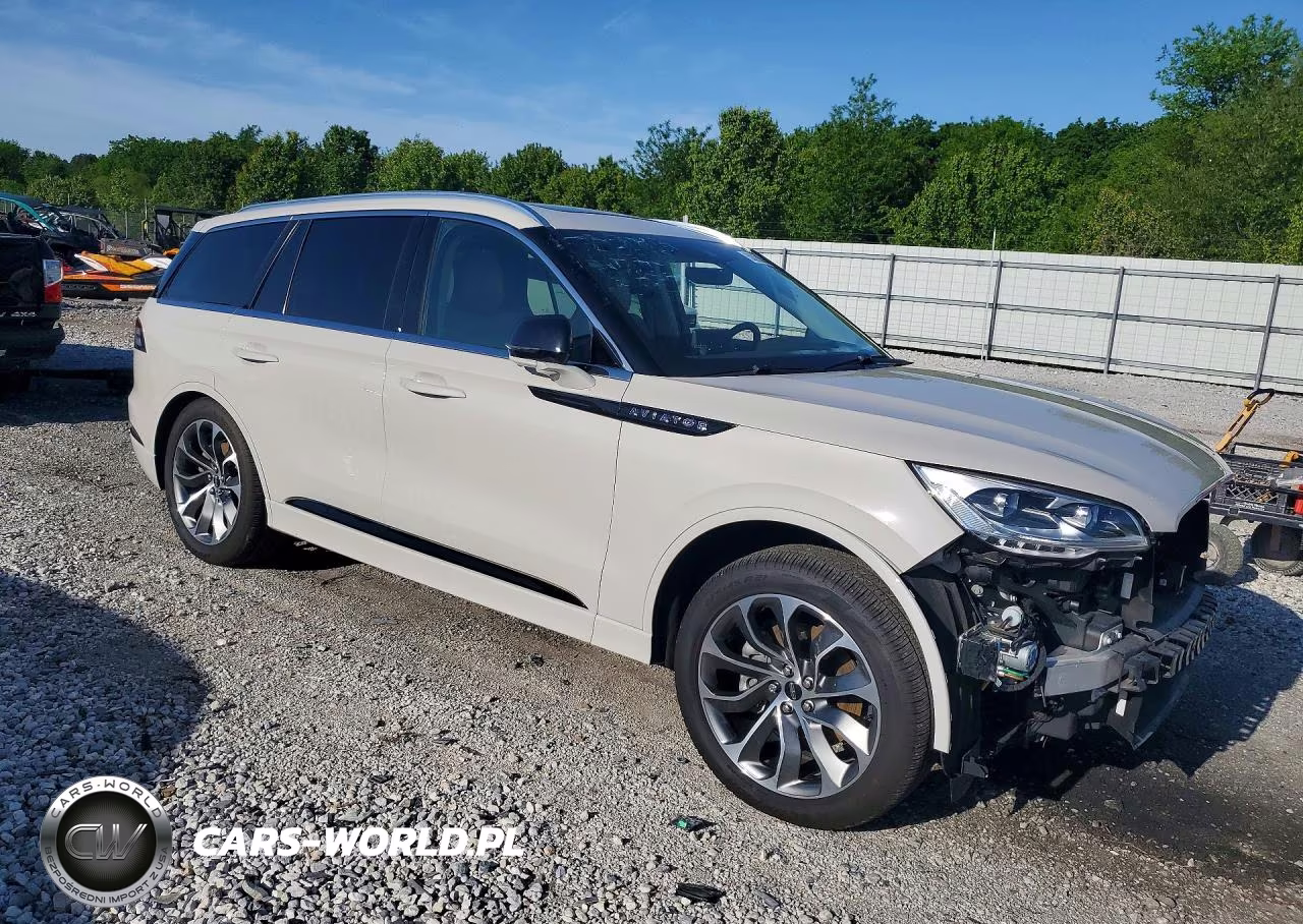 2022 Lincoln Aviator Grand Touring VIN:5LMYJ8XY0NNL02188 - 4