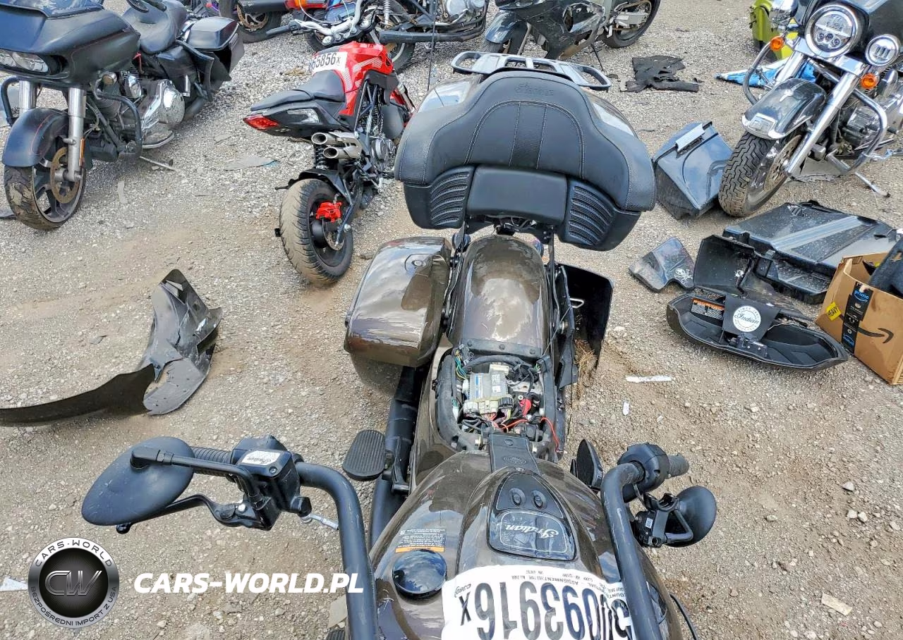 2023 Indian Motorcycle Co. Roadmaster Dark Horse VIN:56KTKDBB1P3416767 - 5