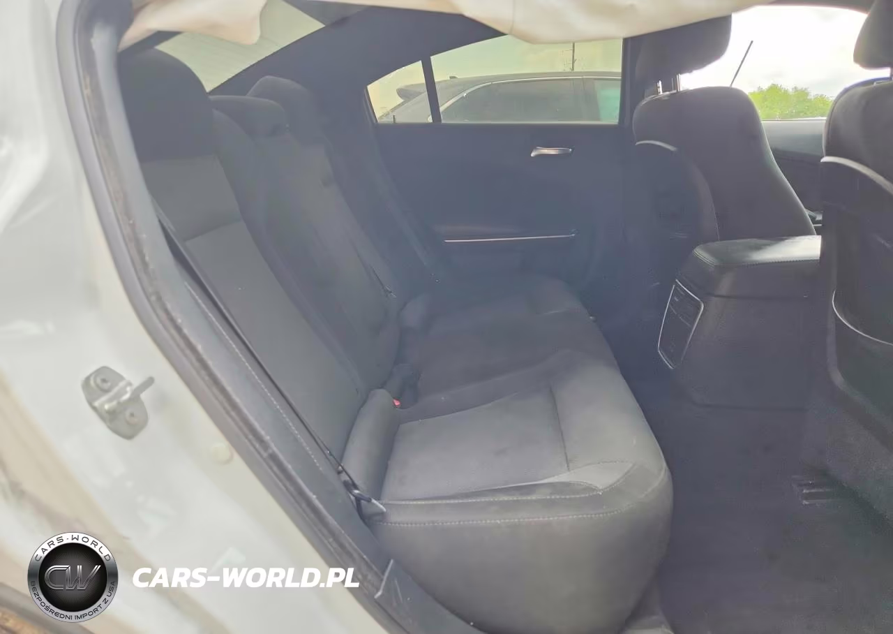 2019 Dodge Charger Sxt VIN:2C3CDXBG6KH720670 - 10