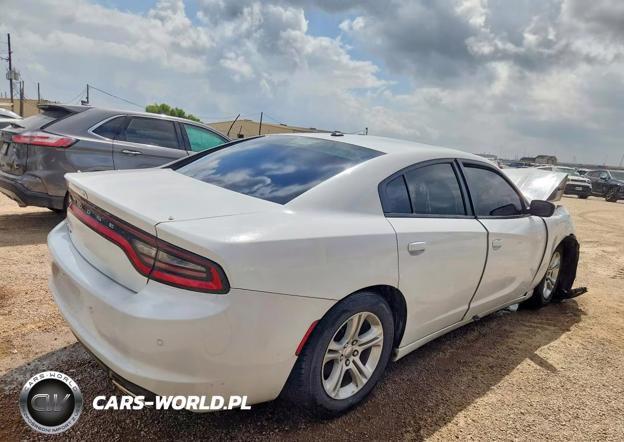 2019 Dodge Charger Sxt VIN:2C3CDXBG6KH720670 - 3