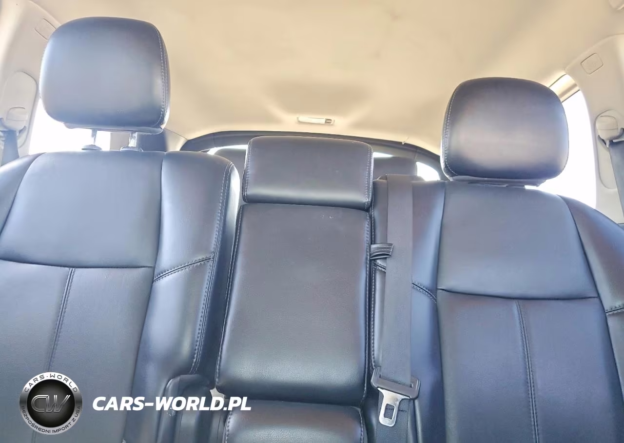 2019 Nissan Pathfinder Sl VIN:5N1DR2MN6KC610930 - 10