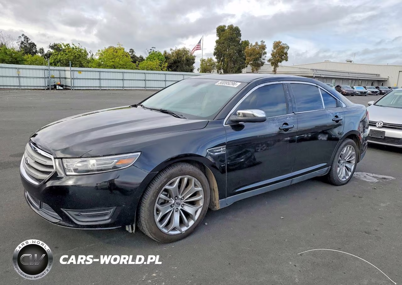 2015 Ford Taurus