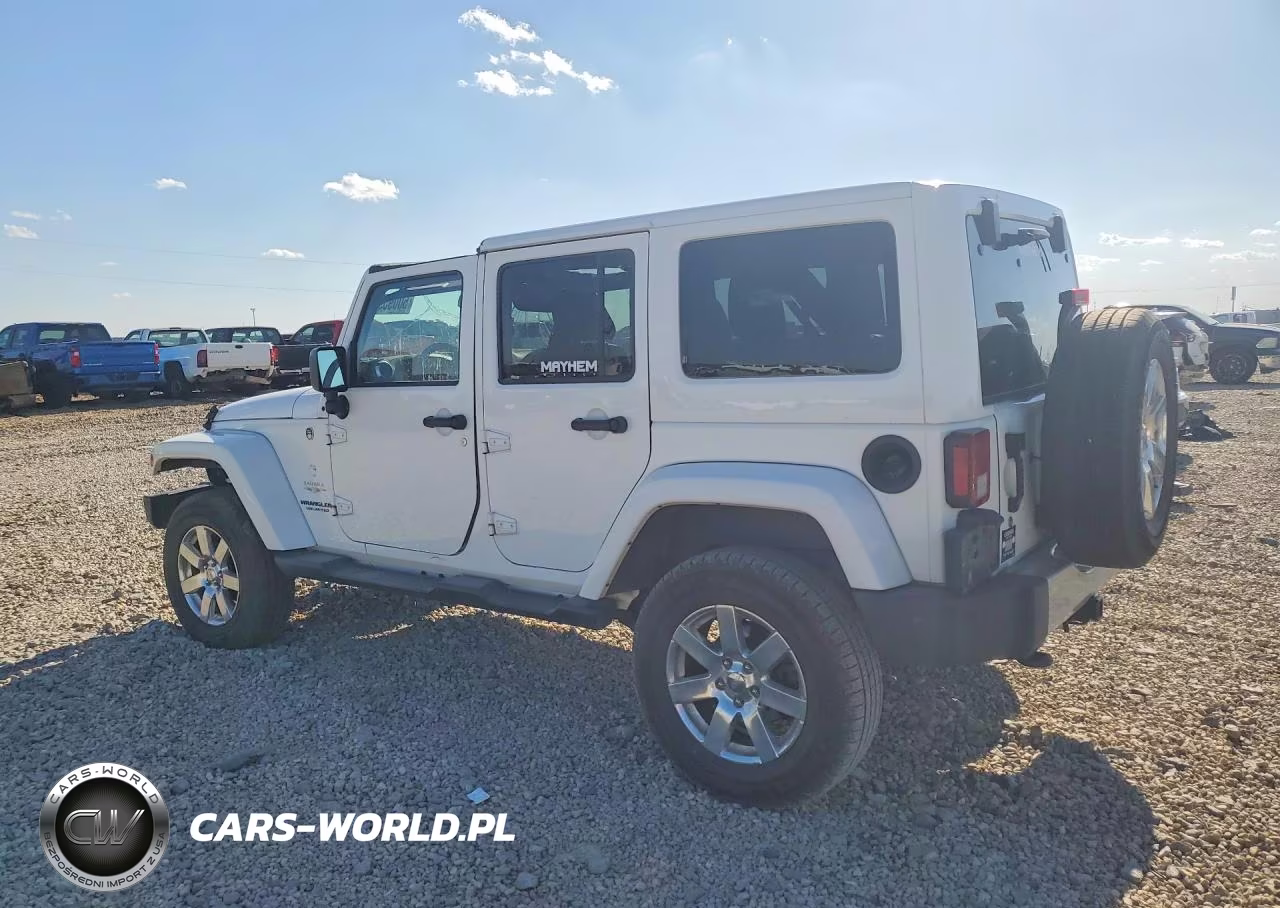 2015 Jeep Wrangler Unlimited Sahara VIN:1C4BJWEG2FL630933 - 2