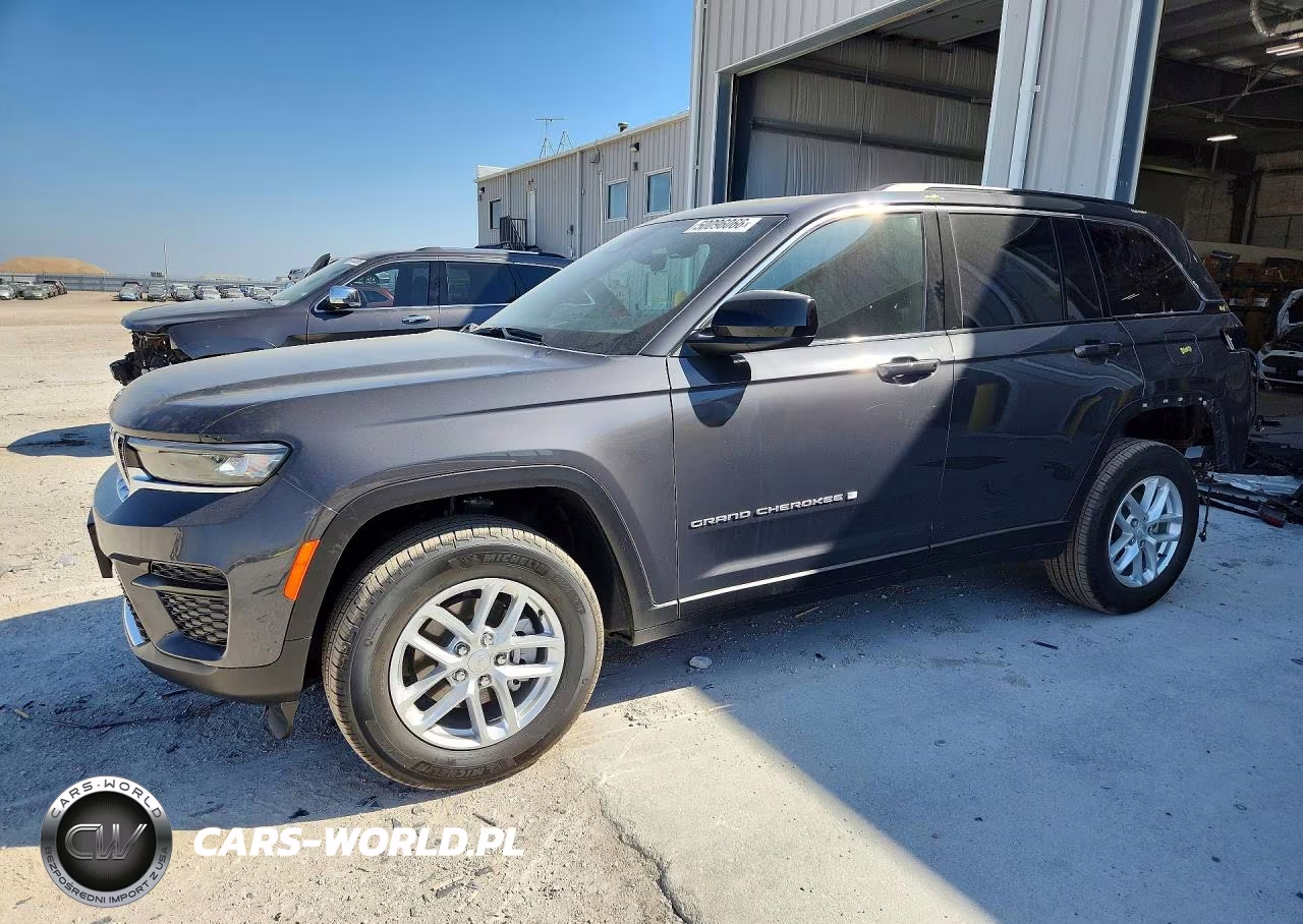 2025 Jeep Grand Cherokee Laredo – zdjęcie 1 z 14