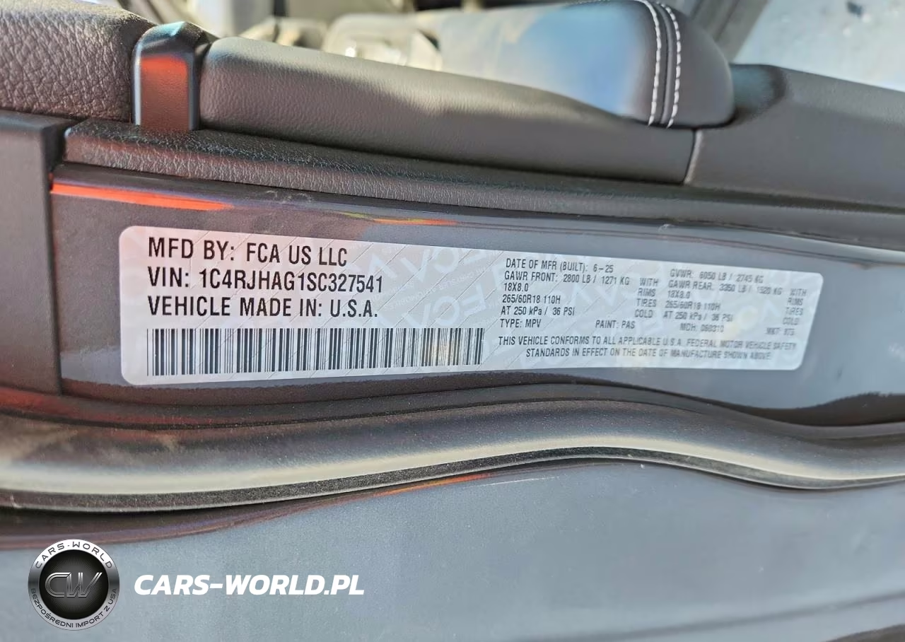 2025 Jeep Grand Cherokee Laredo VIN:1C4RJHAG1SC327541 - 14