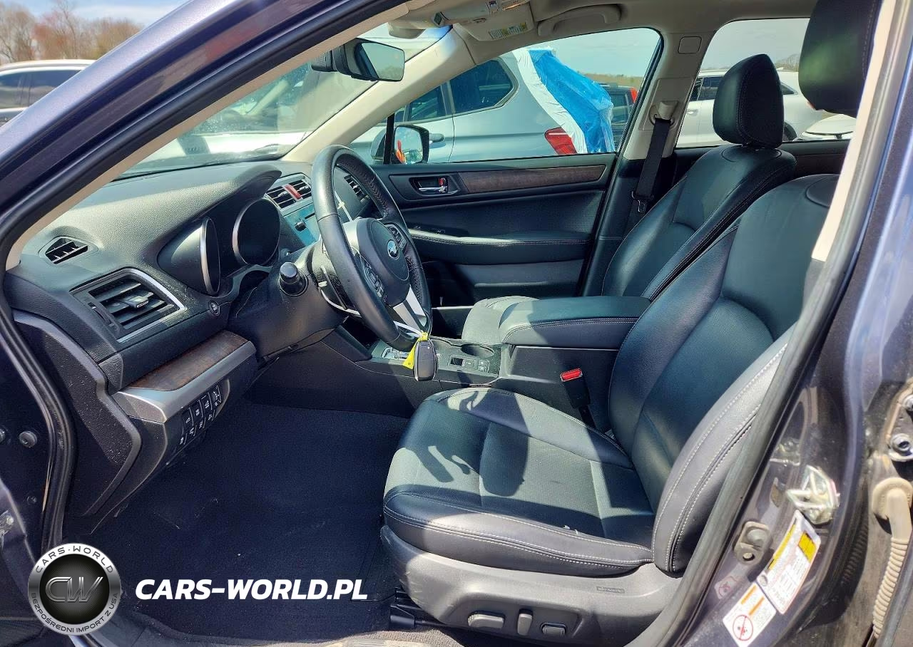 2017 Subaru Outback 3.6R Limited VIN:4S4BSENC8H3406102 - 7
