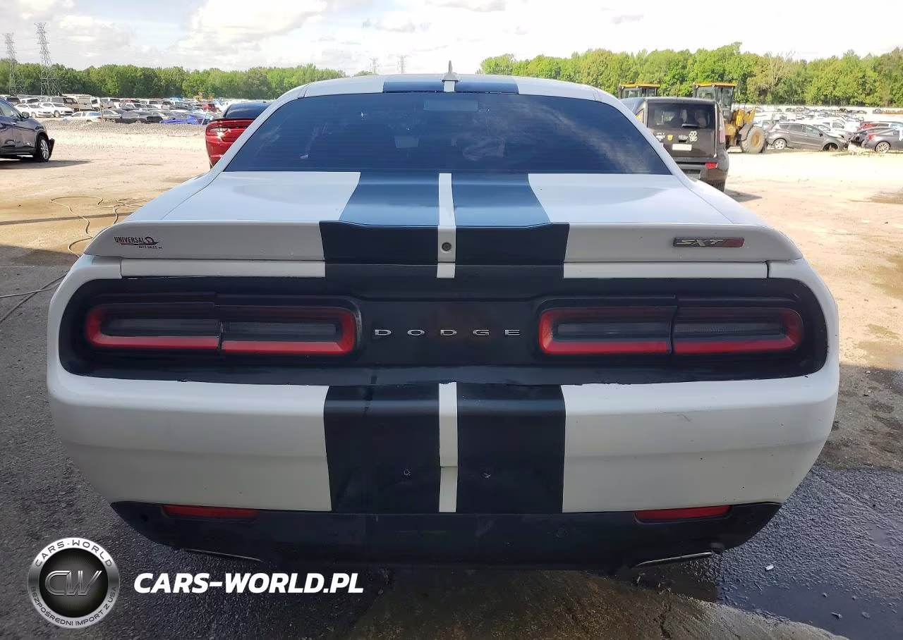 2016 Dodge Challenger Sxt VIN:2C3CDZAG7GH256034 - 6