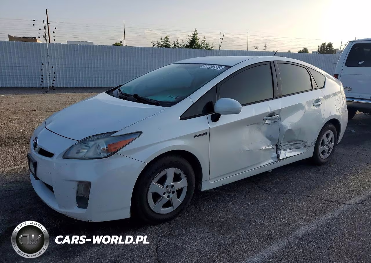 2011 Toyota Prius Two