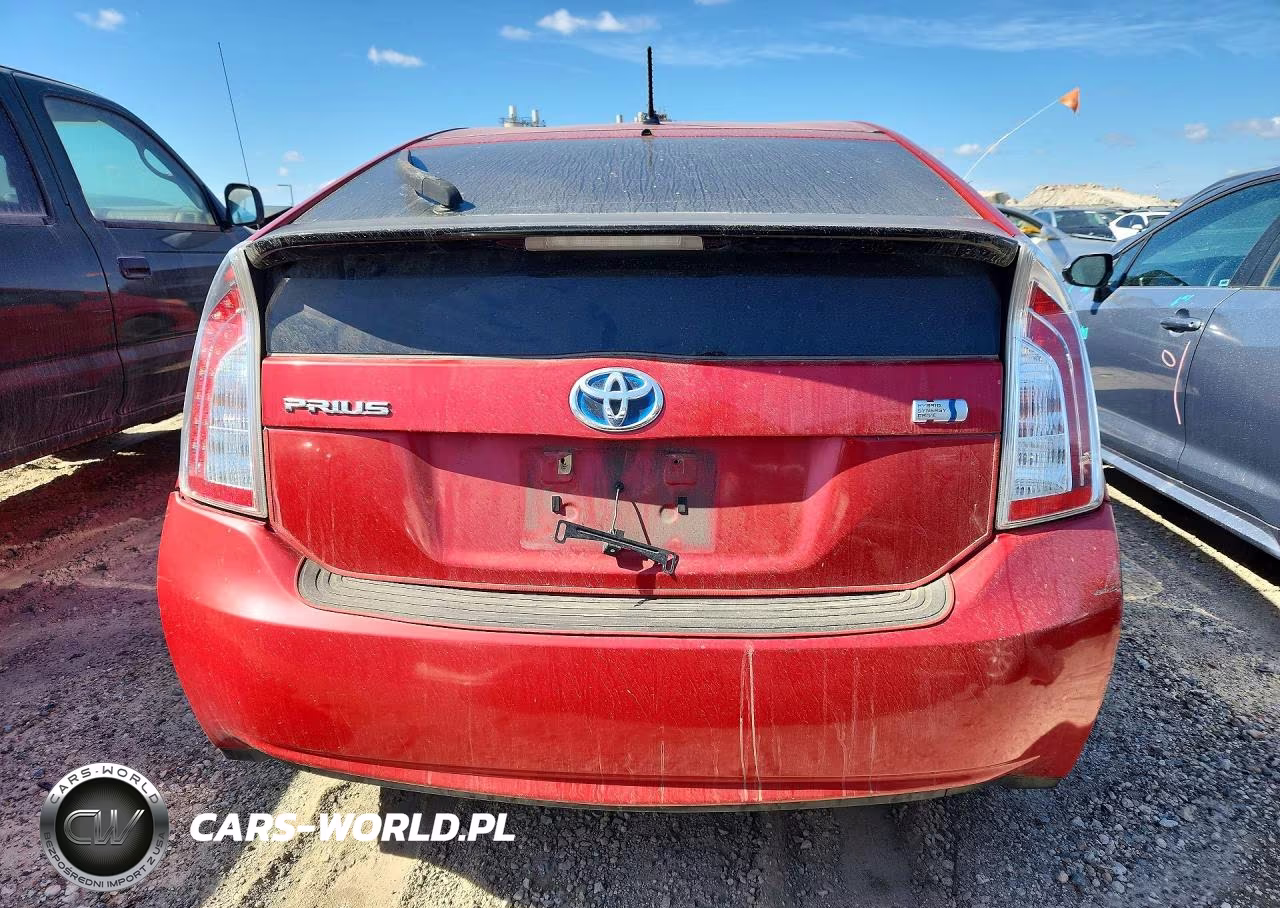 2014 Toyota Prius Two VIN:JTDKN3DU9E1775939 - 6