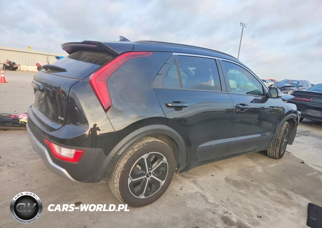2023 Kia Niro Ex VIN:KNDCR3LE8P5054445 - 3