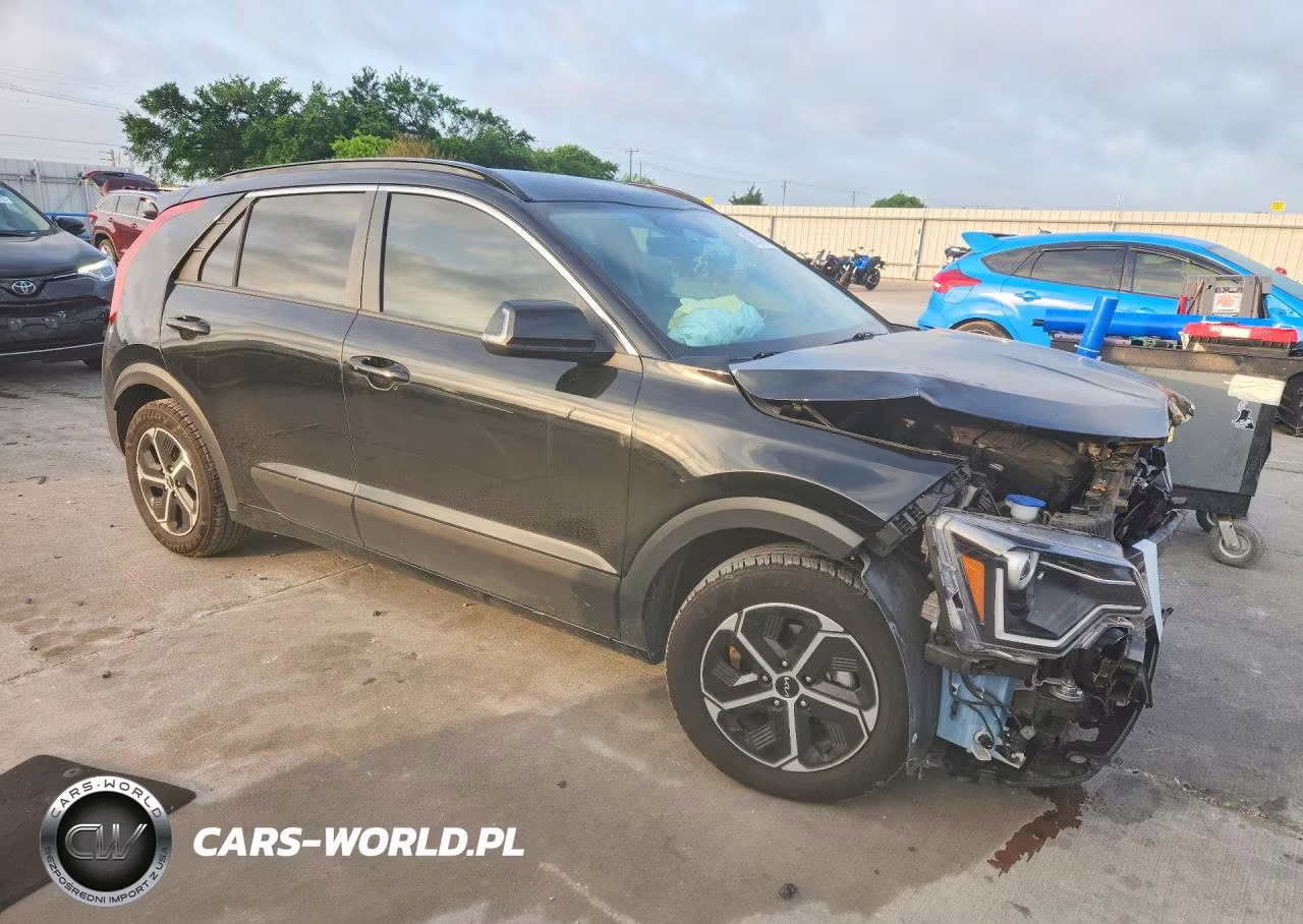 2023 Kia Niro Ex VIN:KNDCR3LE8P5054445 - 4