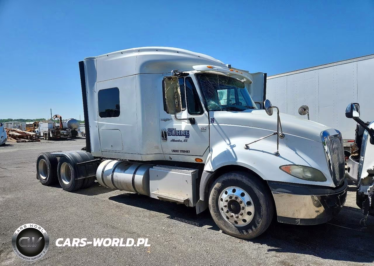 2014 International Prostar Semi Truck