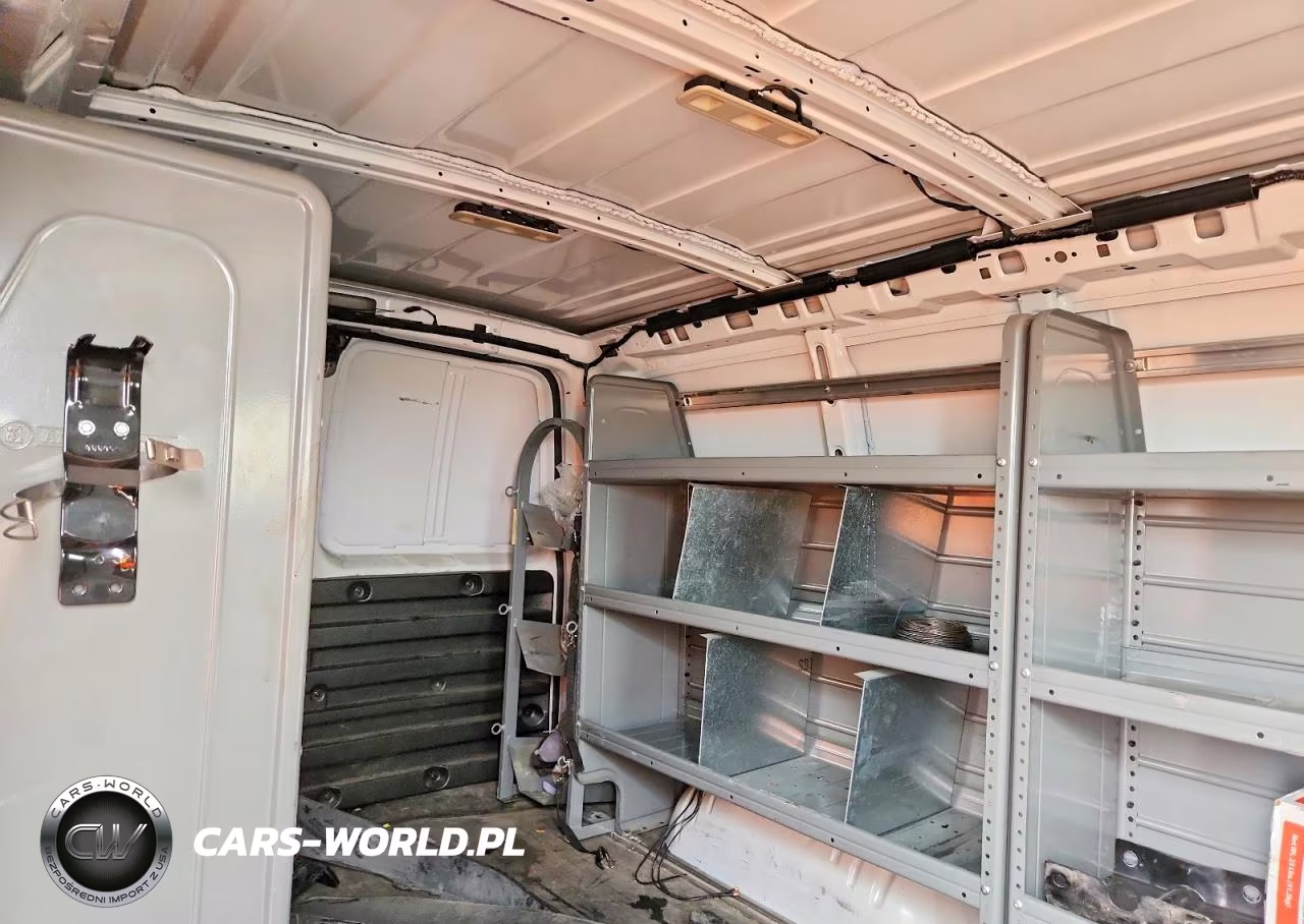 2022 GMC Savana G2500 VIN:1GTW7AFP3N1145308 - 10