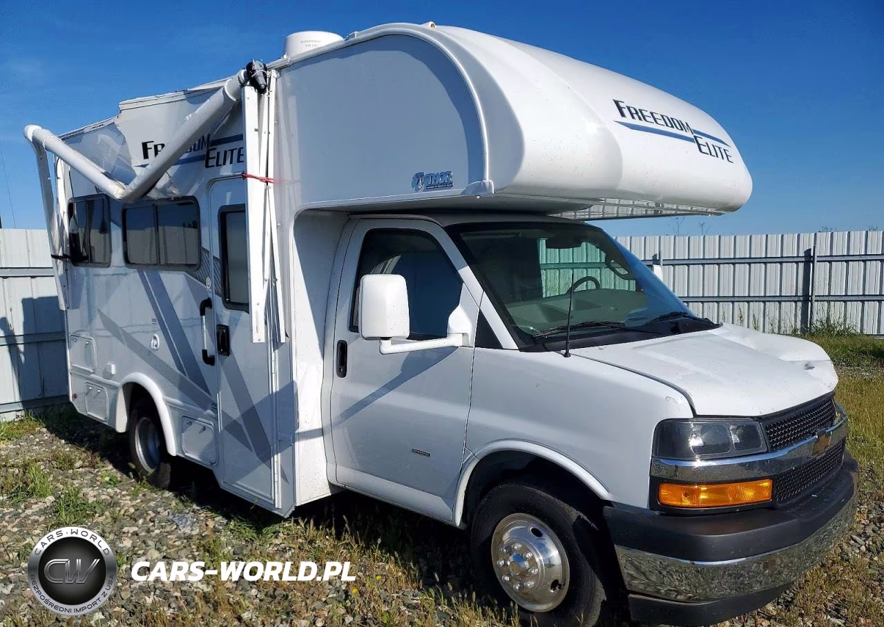 2025 Chevrolet Express G3500 – zdjęcie 1 z 10