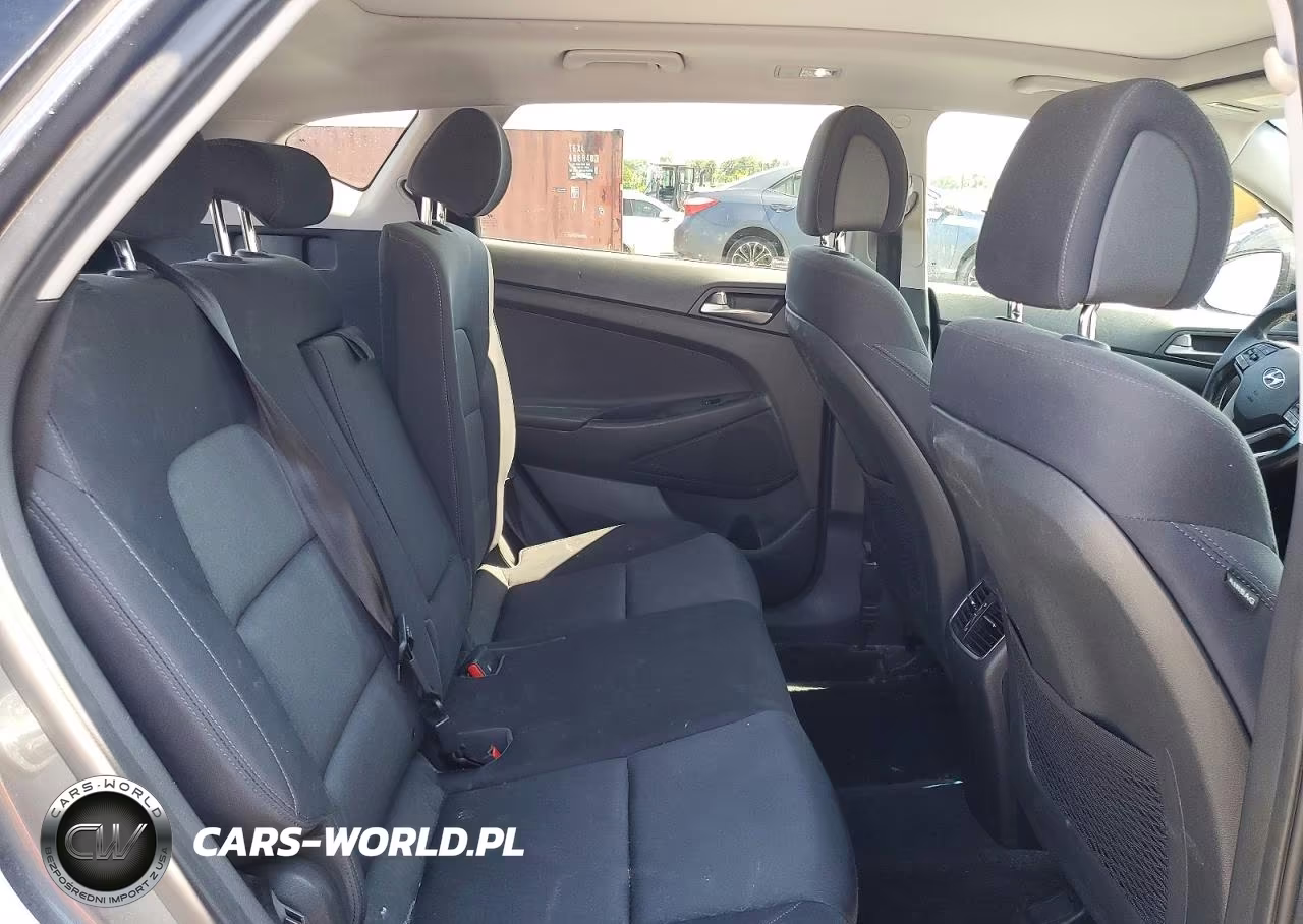 2018 Hyundai Tucson Value VIN:KM8J33A27JU783188 - 11