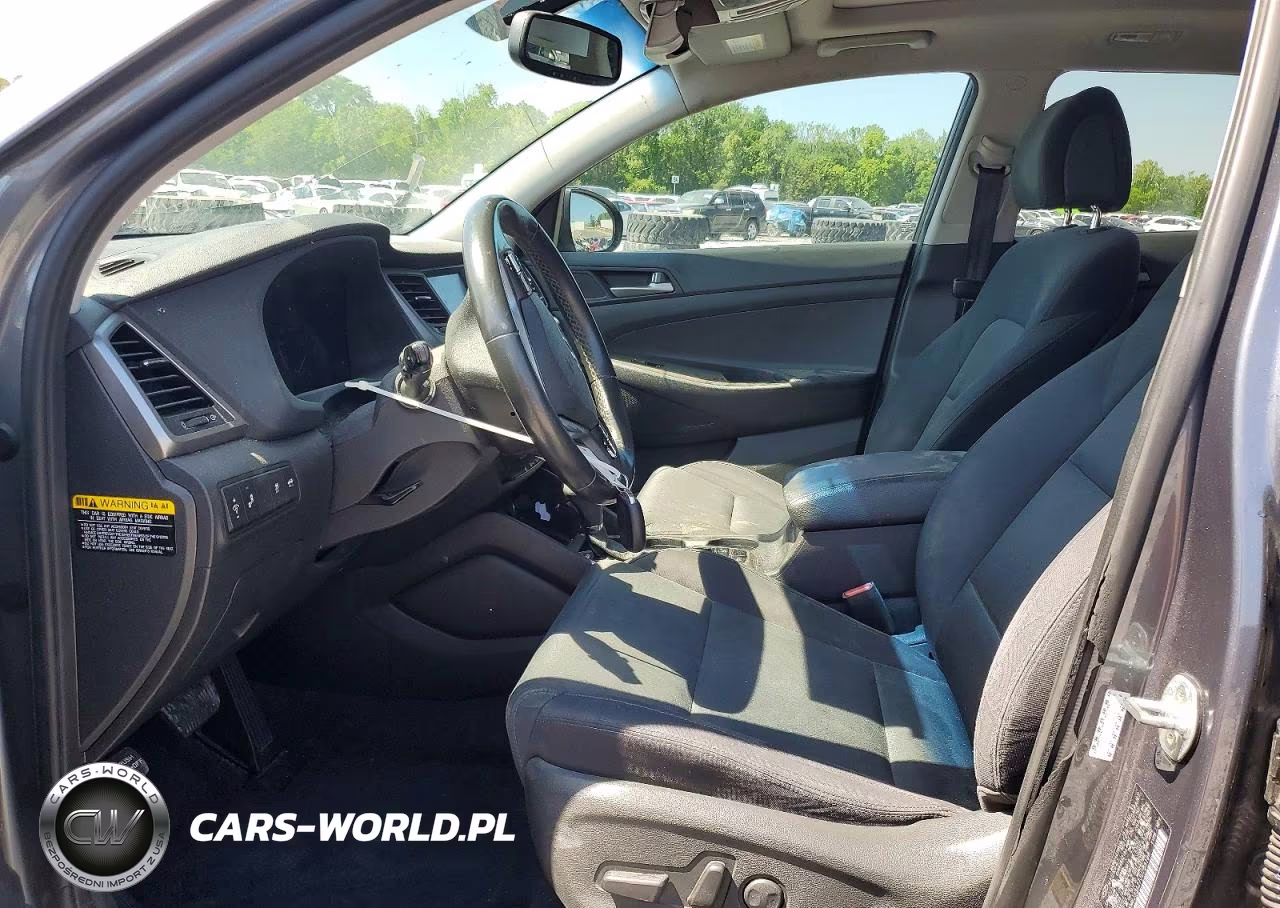 2018 Hyundai Tucson Value VIN:KM8J33A27JU783188 - 7