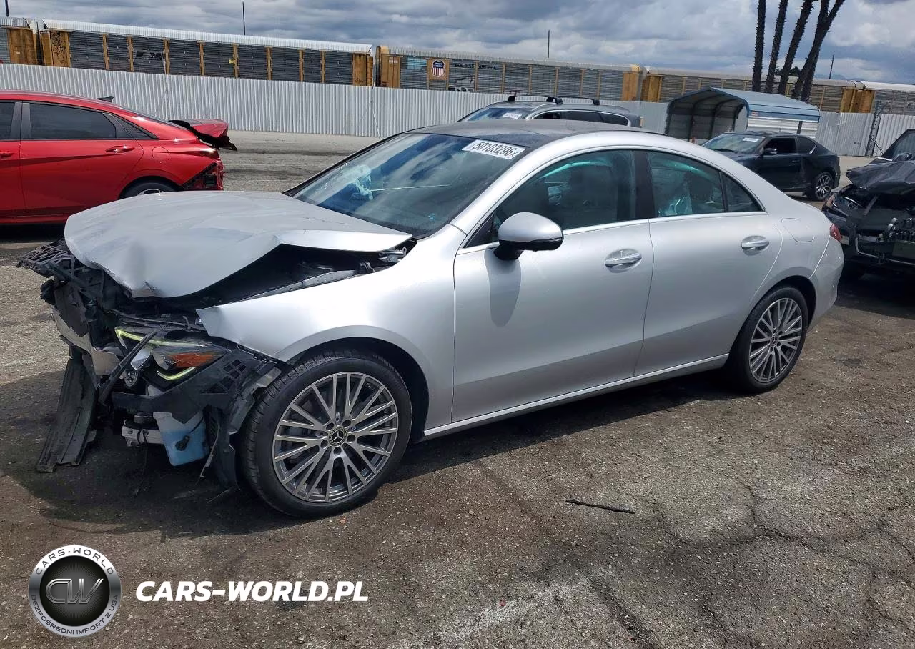 2023 Mercedes-Benz Cla 250 – zdjęcie 1 z 13