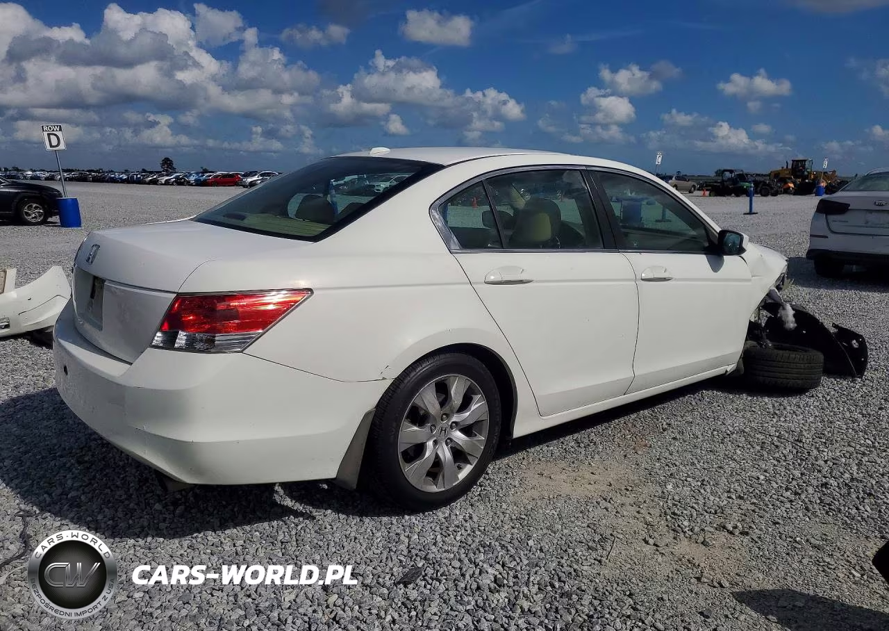 2010 Honda Accord Exl VIN:1HGCP2F88AA104721 - 3