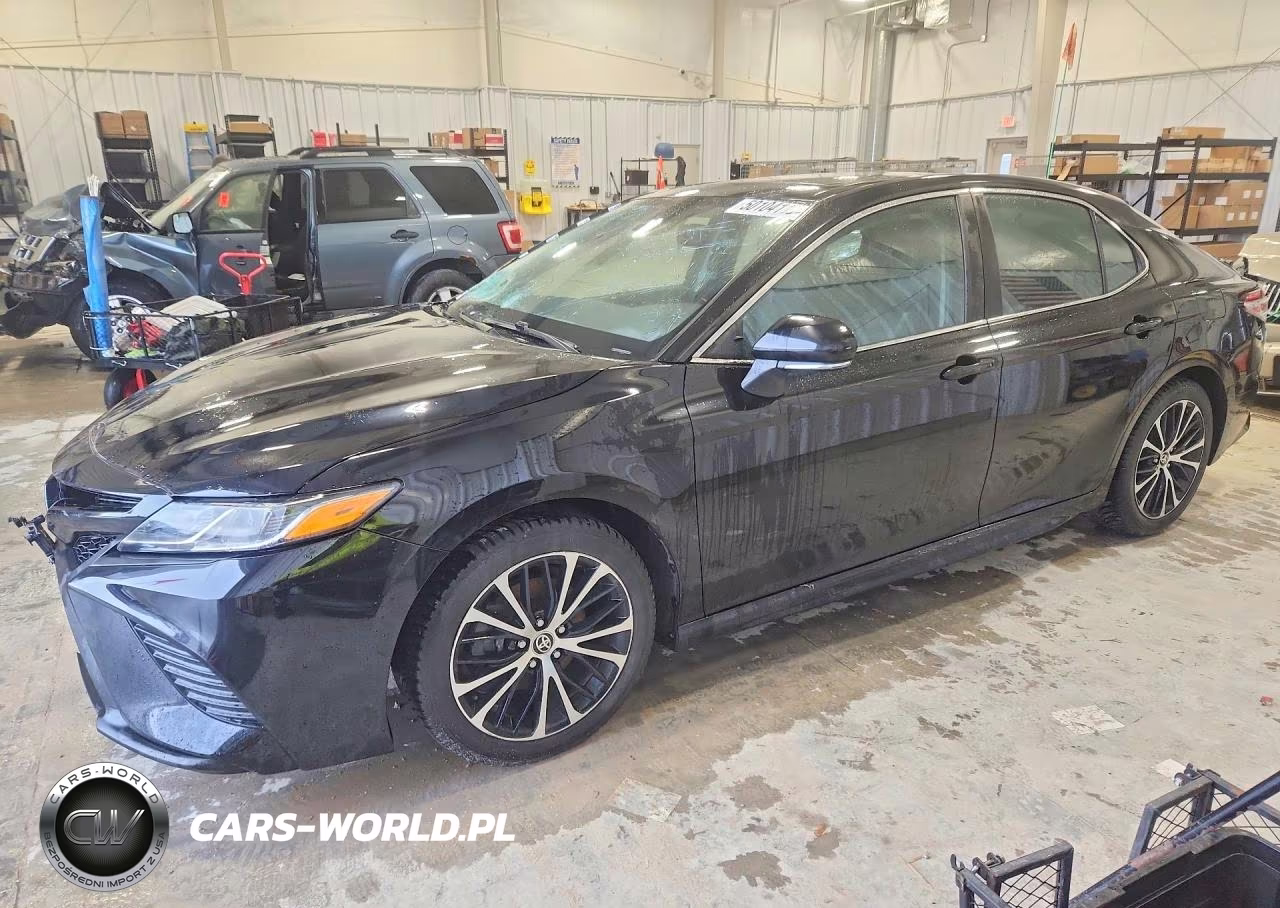 2020 Toyota Camry Se