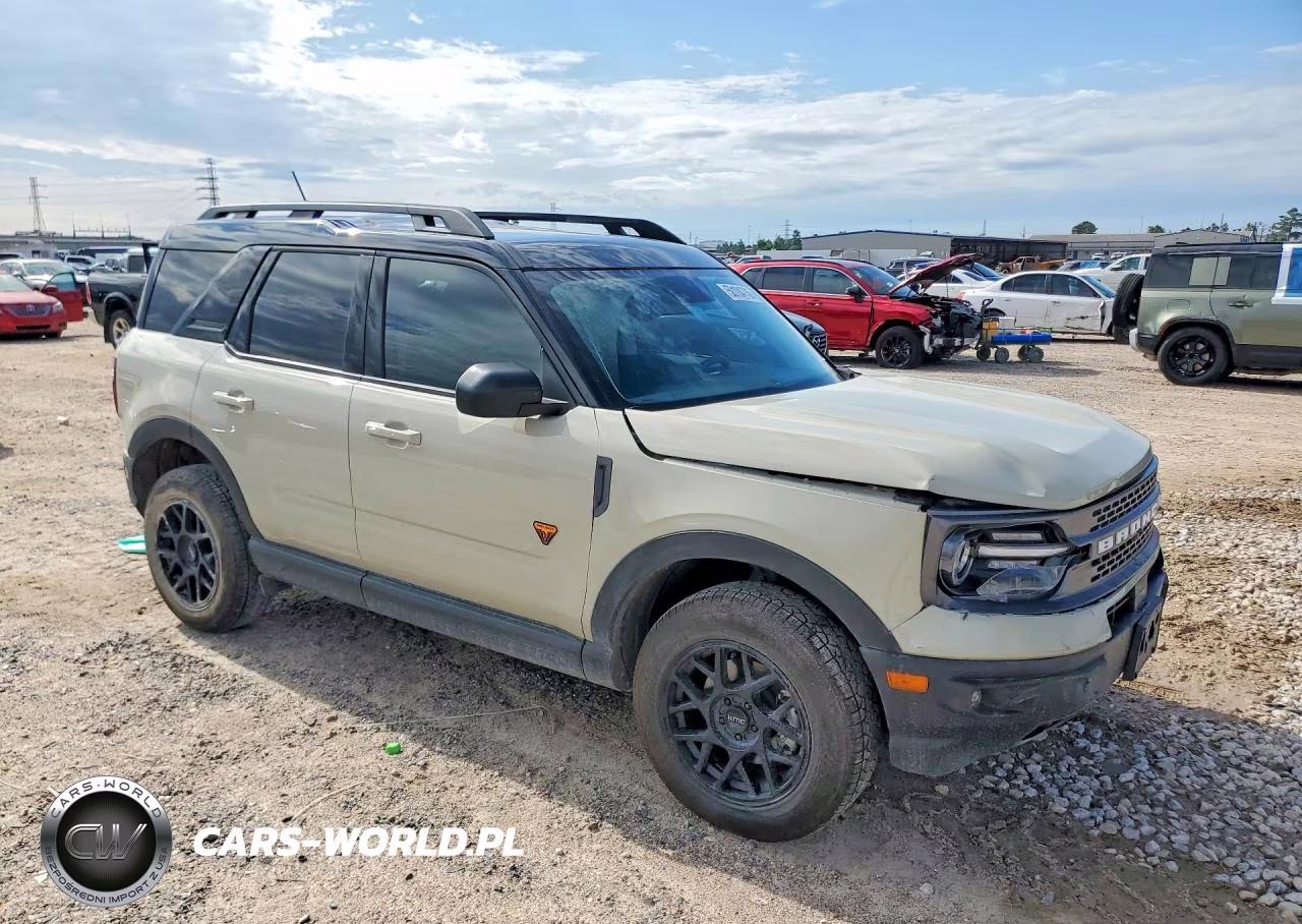 2024 Ford Bronco Sport Badlands VIN:3FMCR9D99RRF05916 - 4