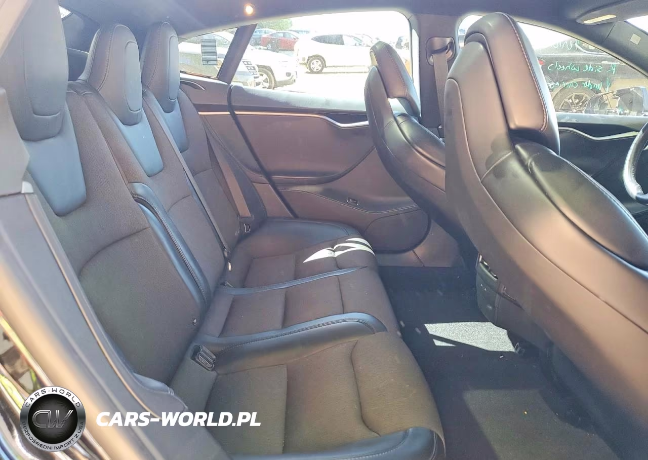 2018 Tesla Model S VIN:5YJSA1E20JF293990 - 10