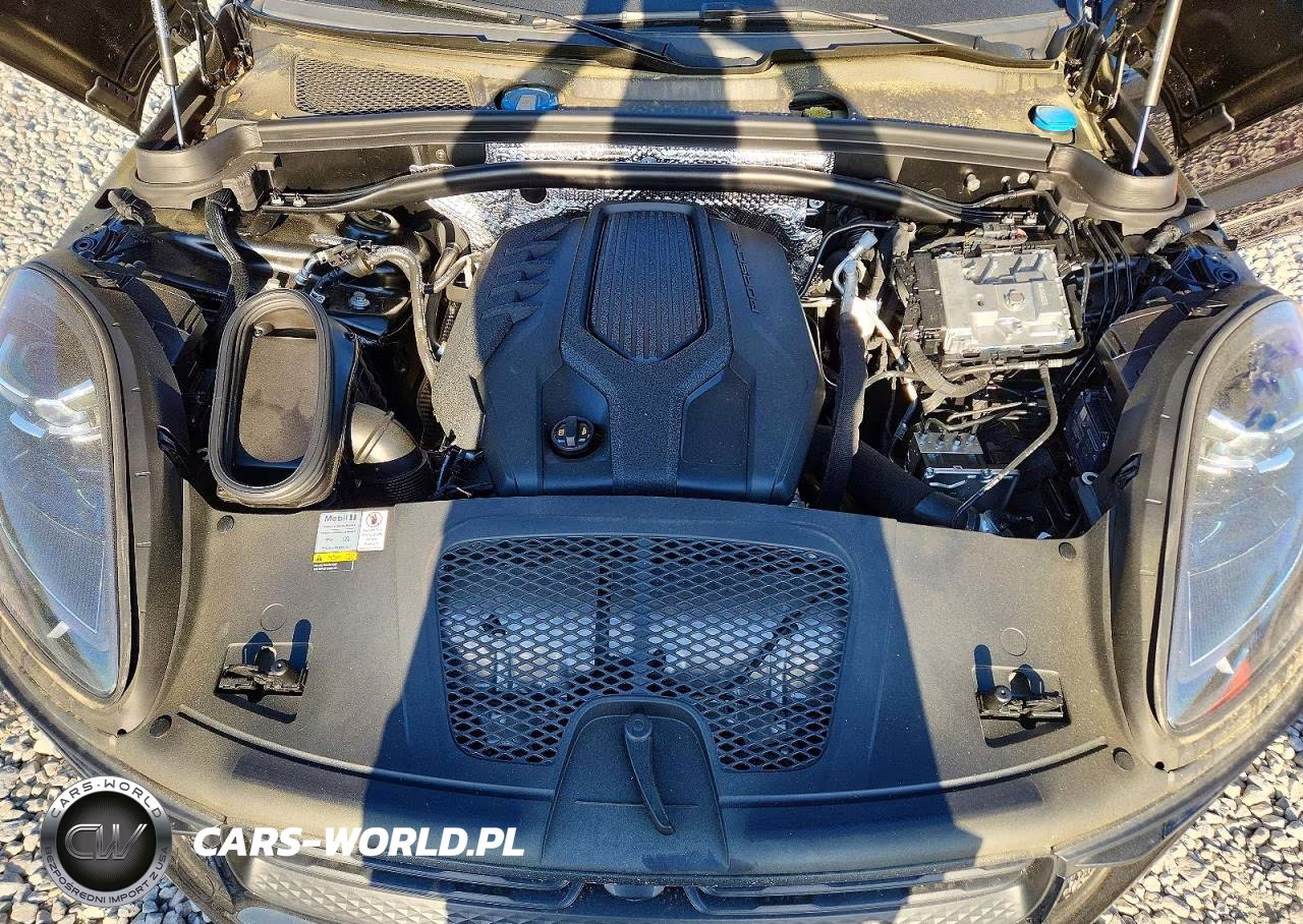 2022 Porsche Macan VIN:WP1AA2A53NLB07216 - 12