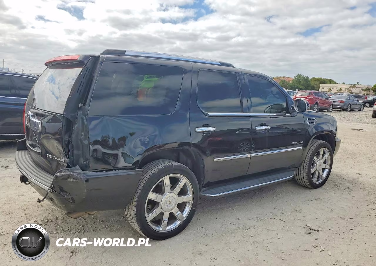 2012 Cadillac Escalade Luxury VIN:1GYS4BEF5CR122952 - 3