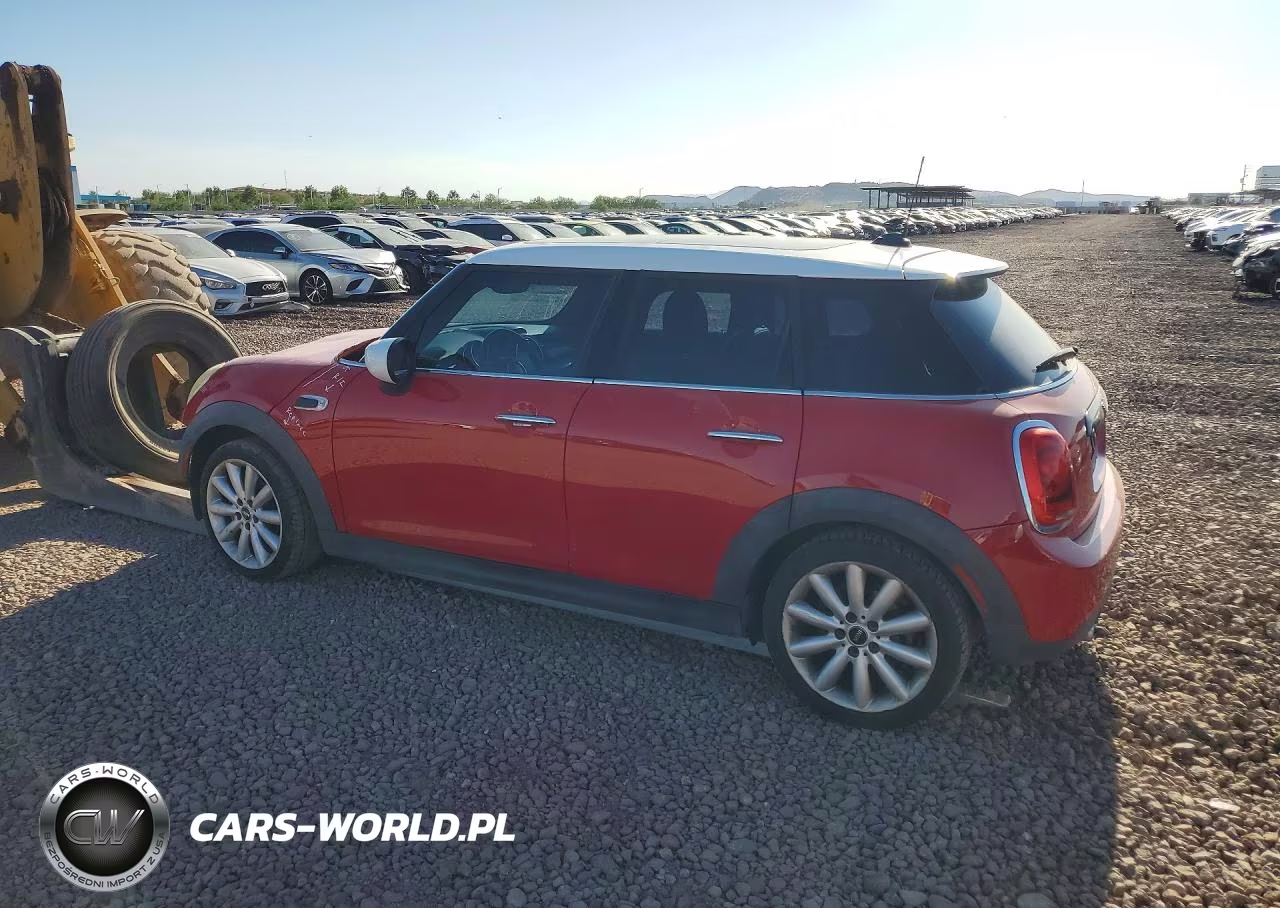 2021 Mini Cooper VIN:WMWXU7C08M2N56765 - 2