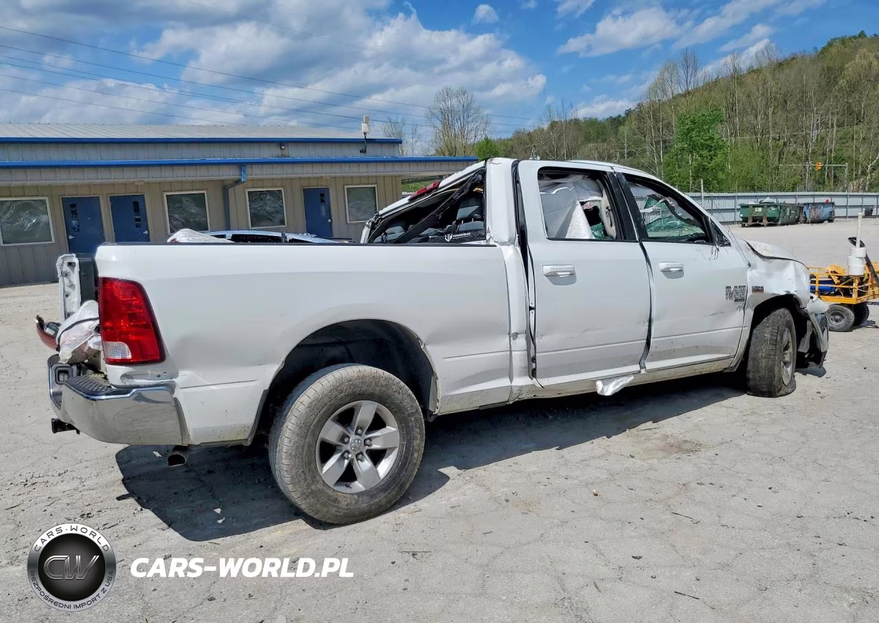 2019 Ram 1500 Classic Slt VIN:1C6RR7TT9KS609243 - 3