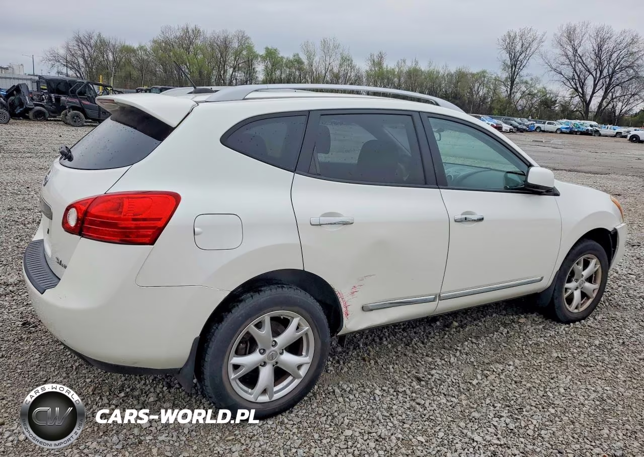 2011 Nissan Rogue S VIN:JN8AS5MV6BW268234 - 3