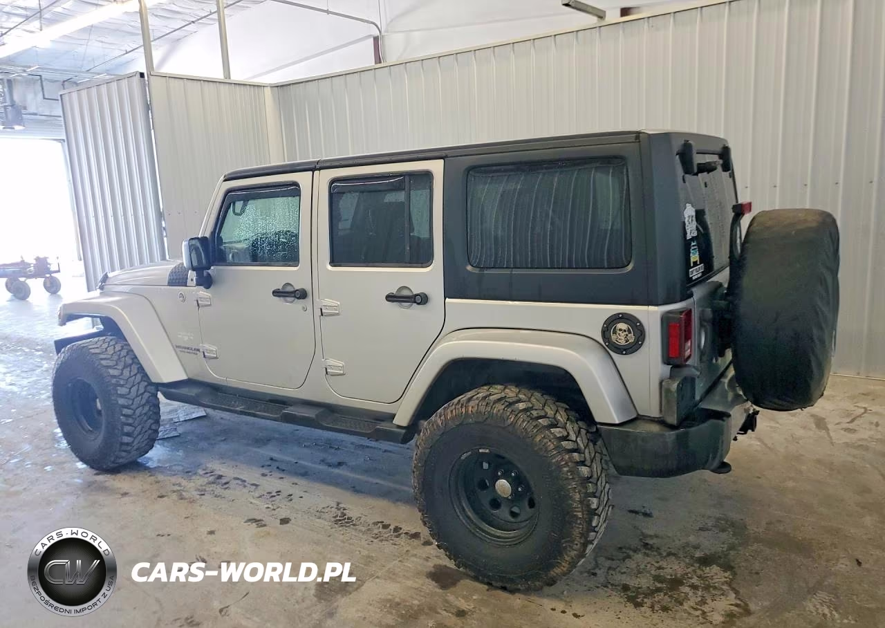 2009 Jeep Wrangler Unlimited Sahara VIN:1J4GA591X9L753724 - 2