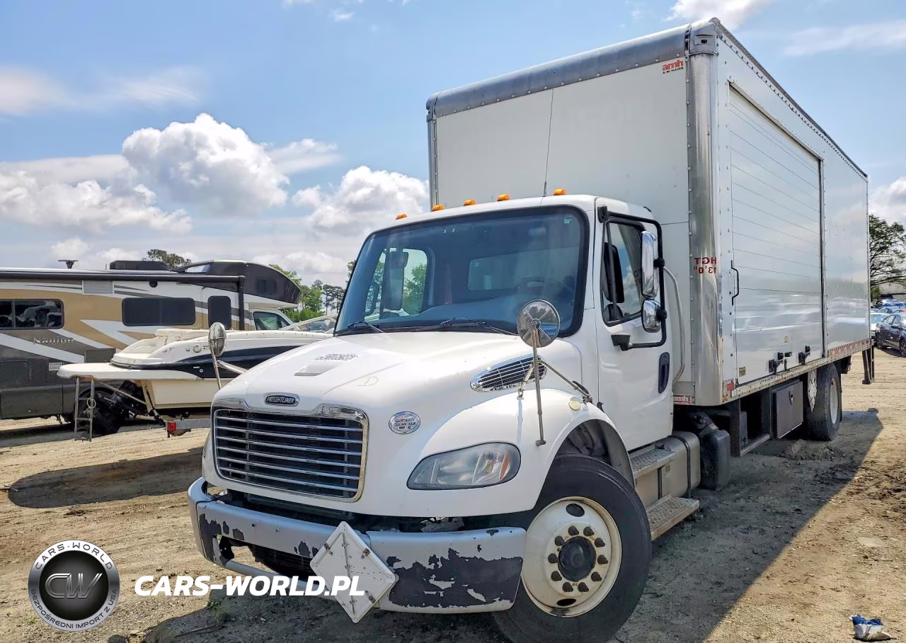 2016 Freightliner Business Class M2 Box Truck