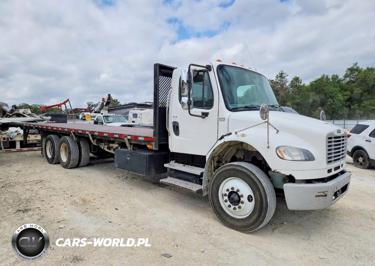 2017 Freightliner Business Class M2 Flatbed Truck