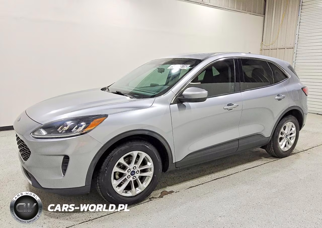2021 Ford Escape Se