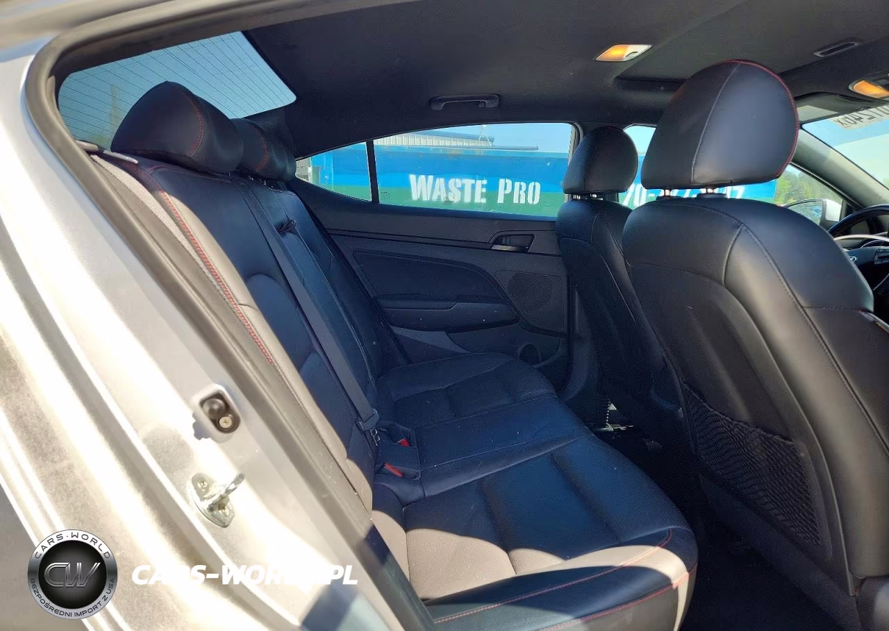 2018 Hyundai Elantra Sport VIN:KMHD04LB3JU719528 - 10