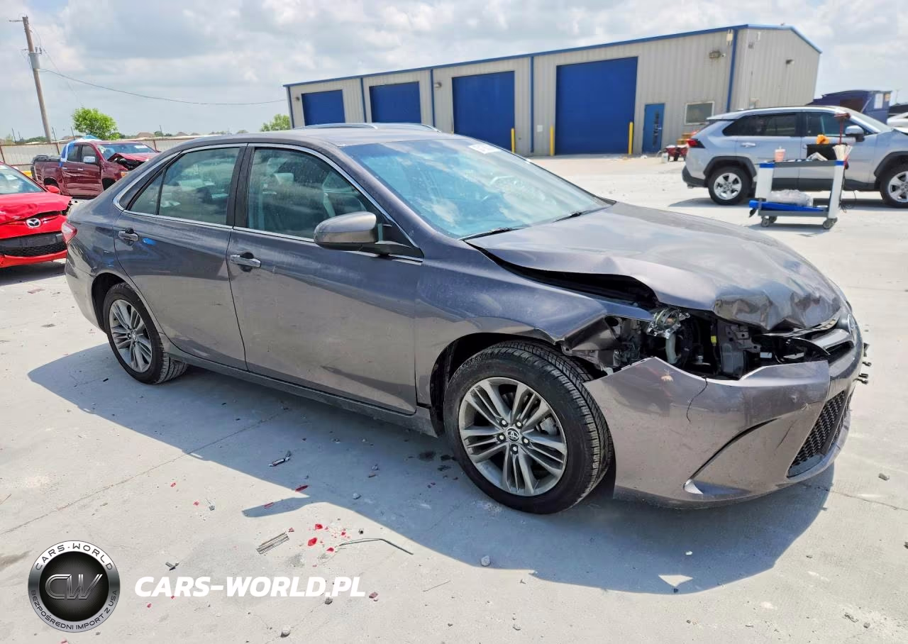 2016 Toyota Camry Se VIN:4T1BF1FK6GU184901 - 4
