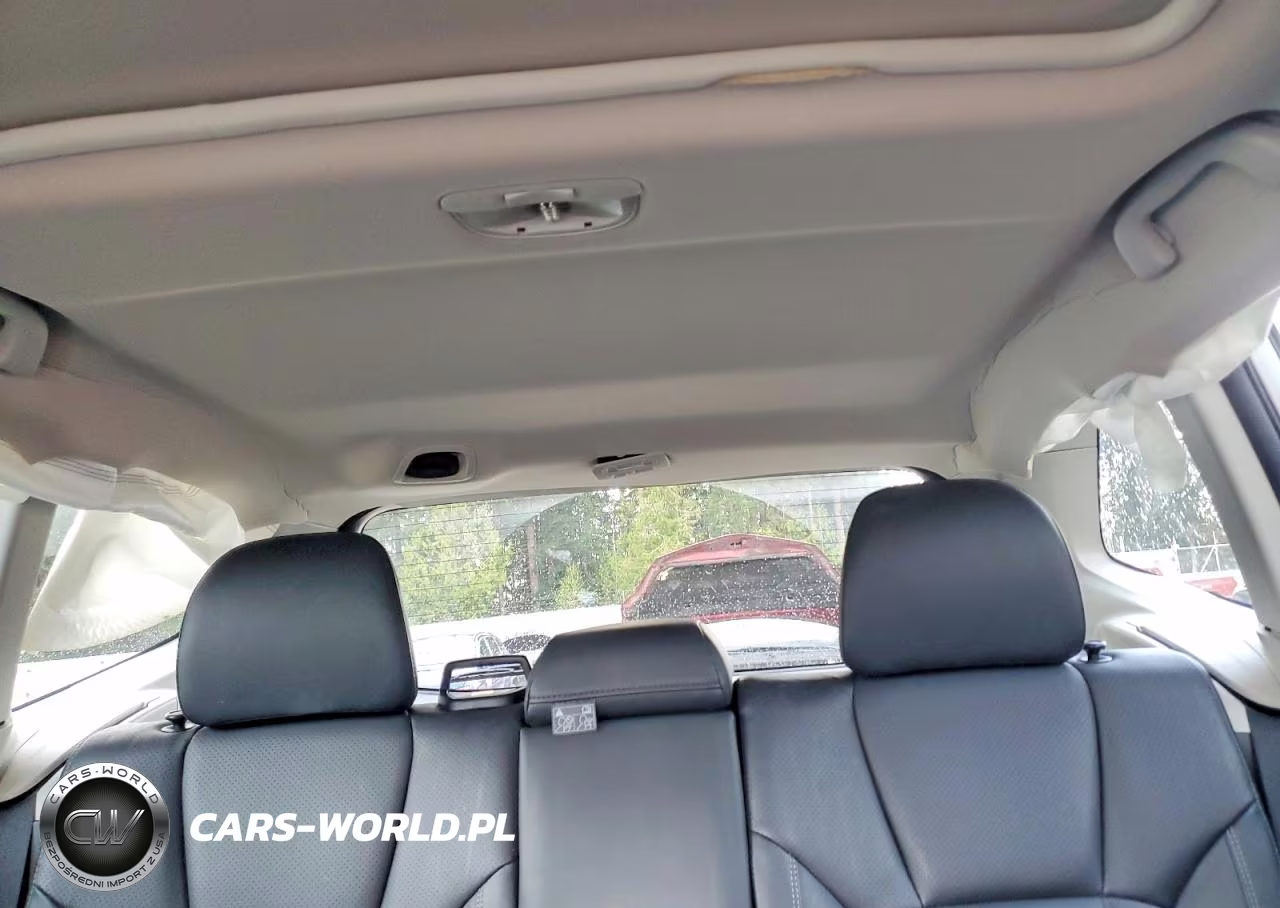 2021 Subaru Forester Touring VIN:JF2SKAXC3MH477975 - 10