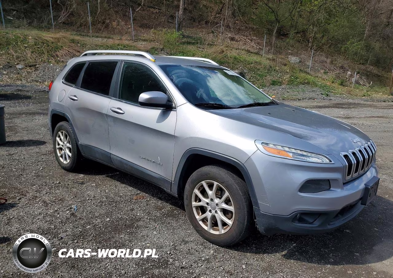 2014 Jeep Cherokee Latitude VIN:1C4PJMCB9EW286094 - 4