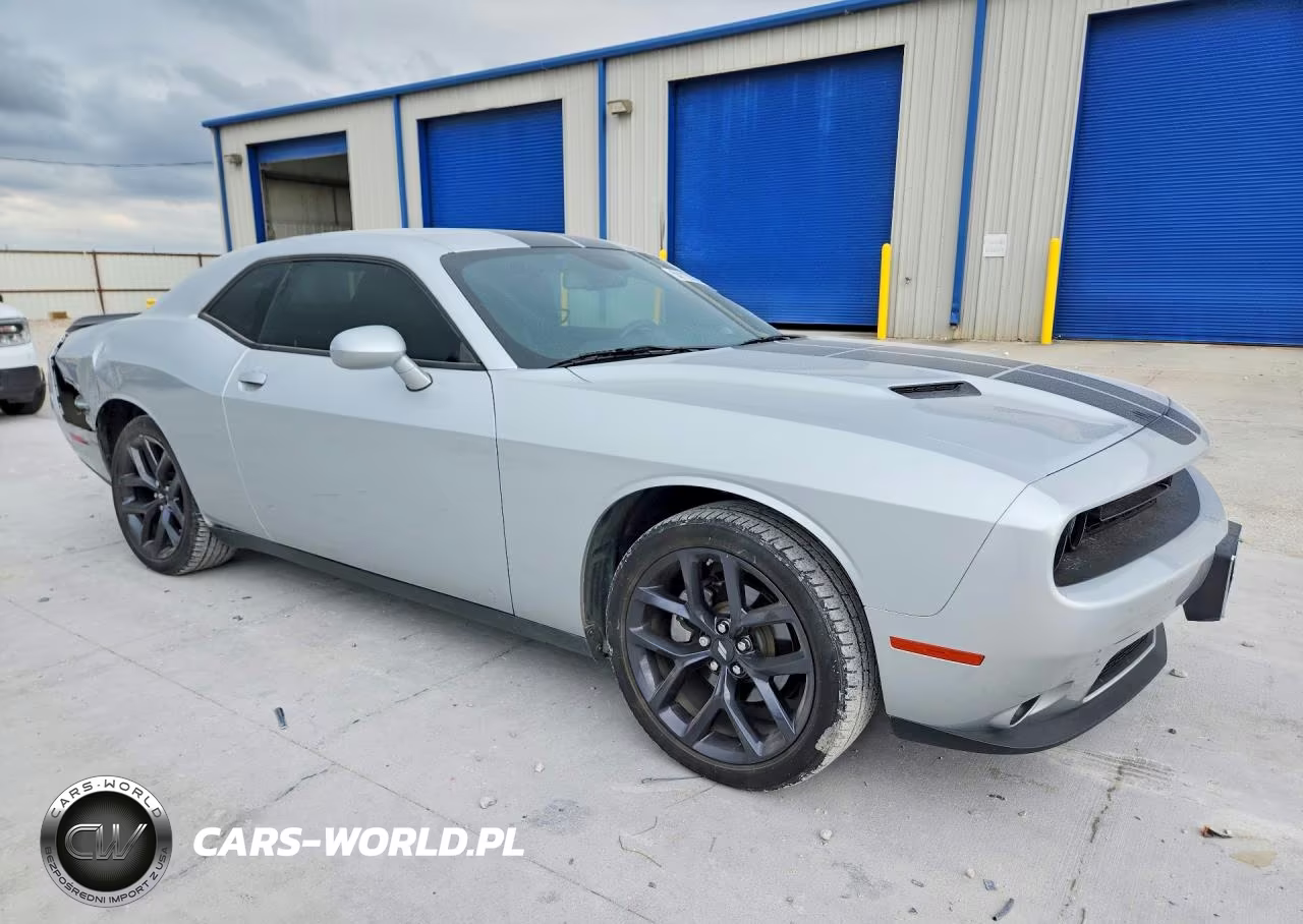 2023 Dodge Challenger Sxt VIN:2C3CDZAG3PH600300 - 4