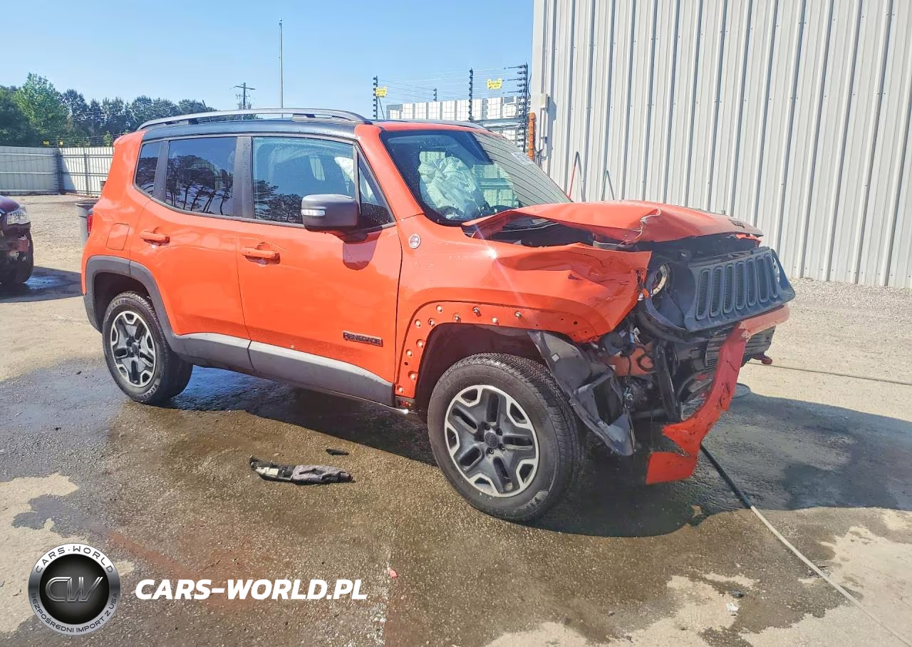 2015 Jeep Renegade Trailhawk VIN:ZACCJBCT2FPB22499 - 4